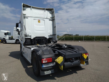 Влекач DAF XG 430 FT 4X2