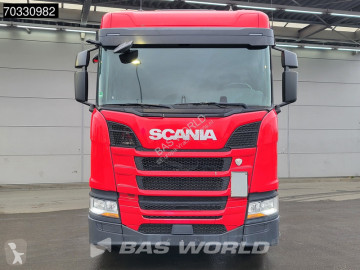 Влекач Scania