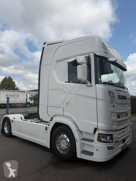 جرار Scania