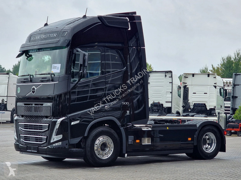 Traktor Volvo 13500 Globetrotter XL 4x2 - NEW -...