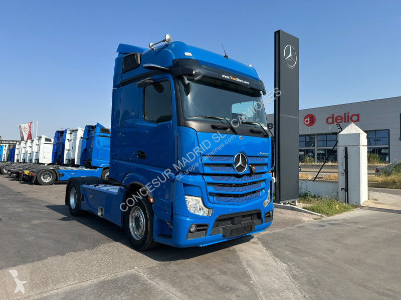 Cap tractor Mercedes  1848 LS