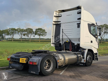 جرار Iveco AS440S40 STRALIS LNG