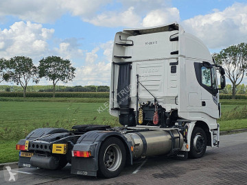 جرار Iveco AS440S40 STRALIS LNG