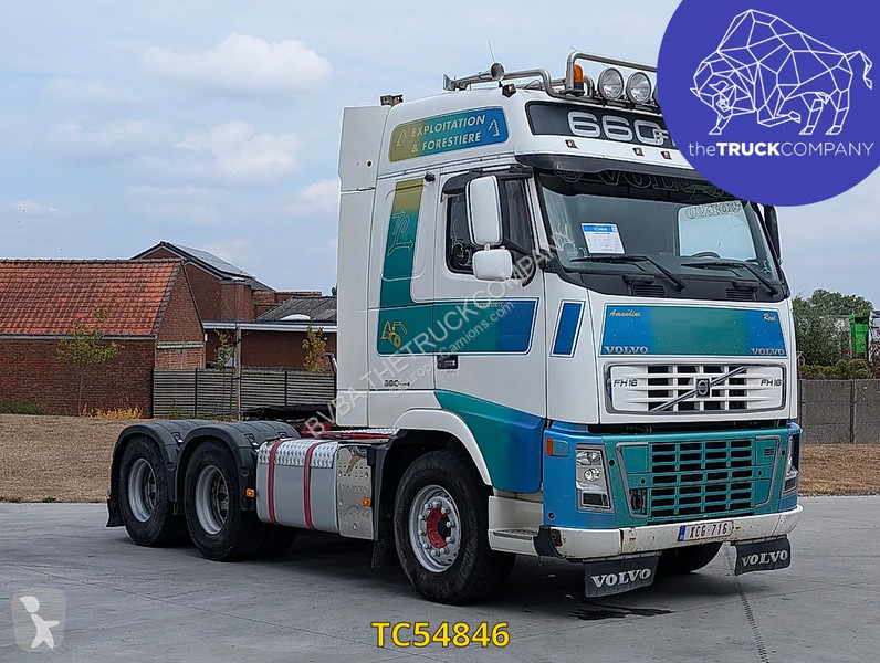Тягач Volvo