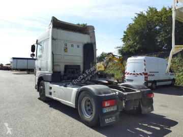 Cabeza tractora DAF