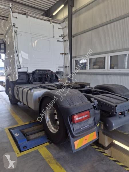 Nyergesvontató DAF 480 FT 4X2