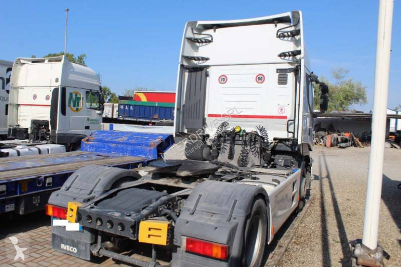 Cabeza tractora Iveco