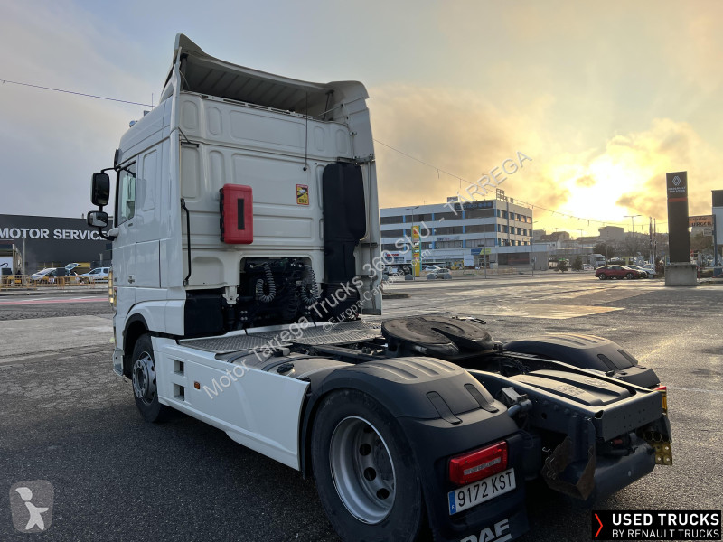 Cabeza tractora DAF XF