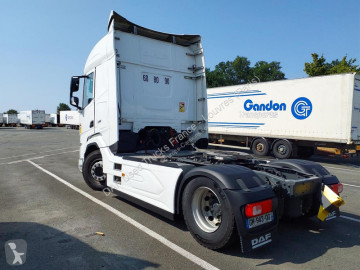Cabeza tractora DAF