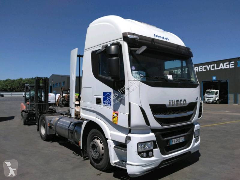 Tracteur Iveco