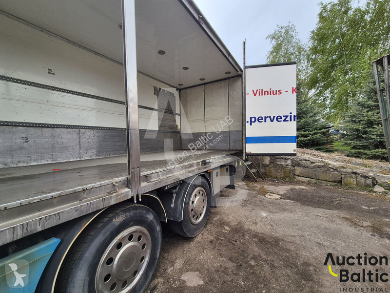 Camion Volvo FM360