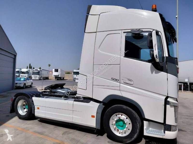 Cabeza tractora Volvo