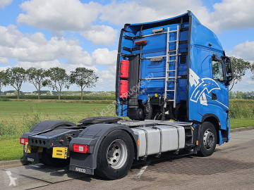 Tracteur Iveco