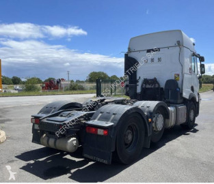 Tracteur convoi exceptionnel Renault
