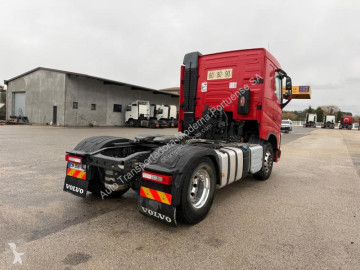 Cabeza tractora Volvo