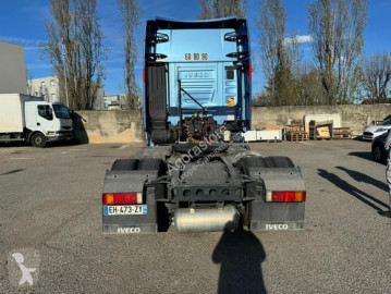 Cabeza tractora Iveco