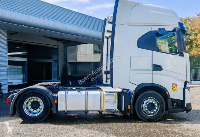 Cabeza tractora Iveco