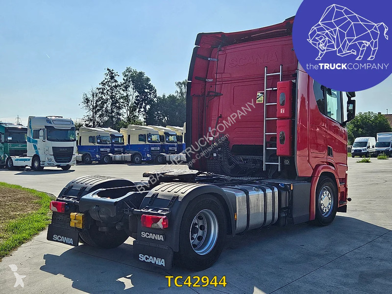 Cabeza tractora Scania