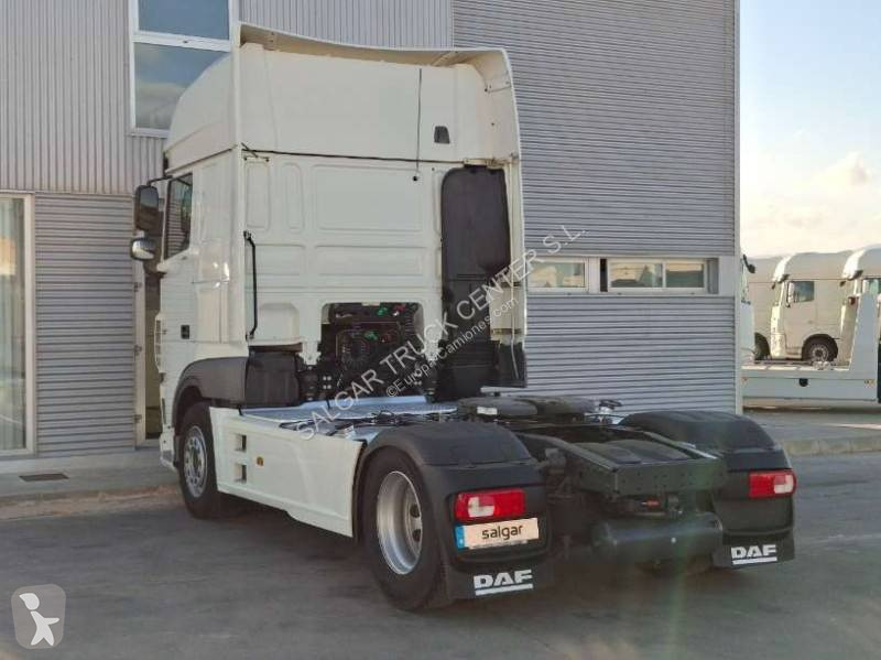 Cabeza tractora DAF