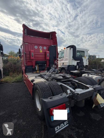 Cabeza tractora DAF