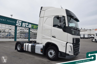 Cabeza tractora Volvo
