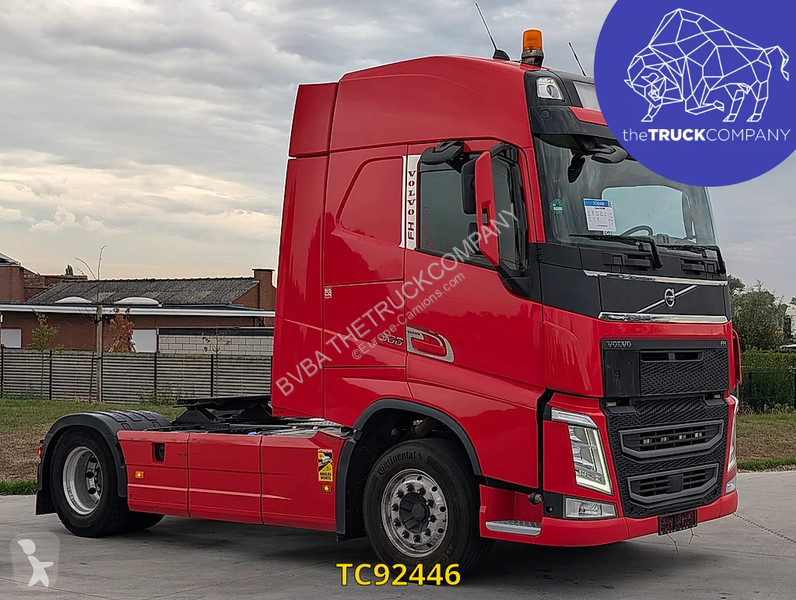 Tahač Volvo 500