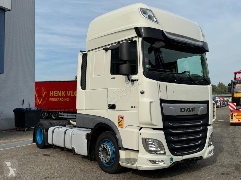 Trekker DAF XF  4X2 EURO 6 MEGA