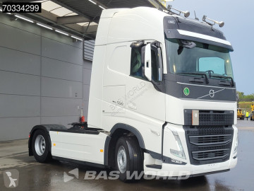 Cabeza tractora Volvo