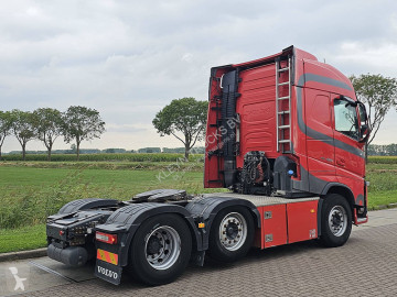 Cabeza tractora Volvo