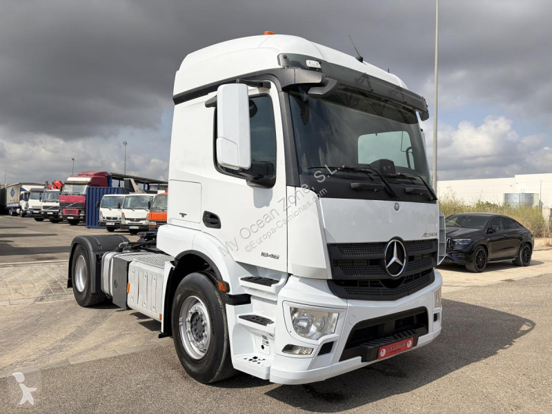Cabeza tractora Mercedes 1846