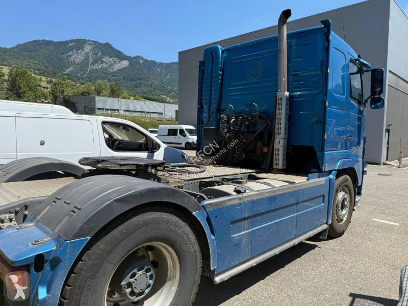 Tahač Volvo 600