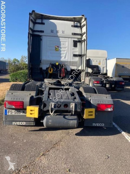 Тягач Iveco 440S46