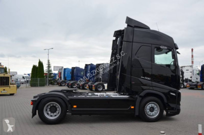 Cabeza tractora Volvo