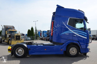 Cabeza tractora DAF