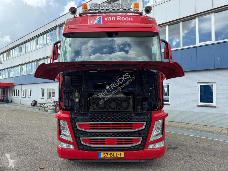 Cabeza tractora Volvo 6X2 EURO 6