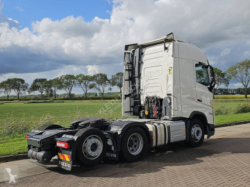 Cabeza tractora Volvo