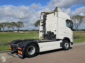 Cabeza tractora Volvo