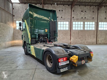 Cabeza tractora DAF