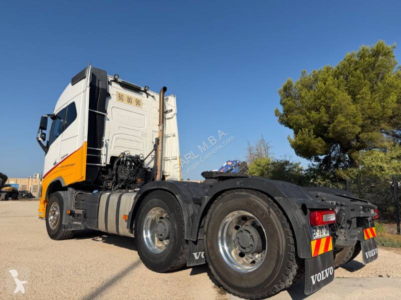 Cabeza tractora Volvo 750