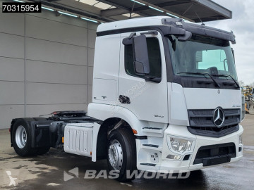 Cabeza tractora Mercedes