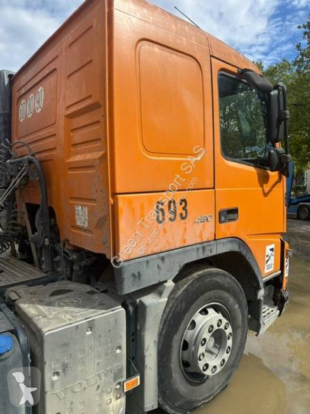 Cabeza tractora Volvo