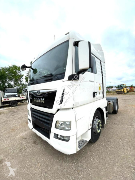 Iveco  TGX 18.500 tractor unit