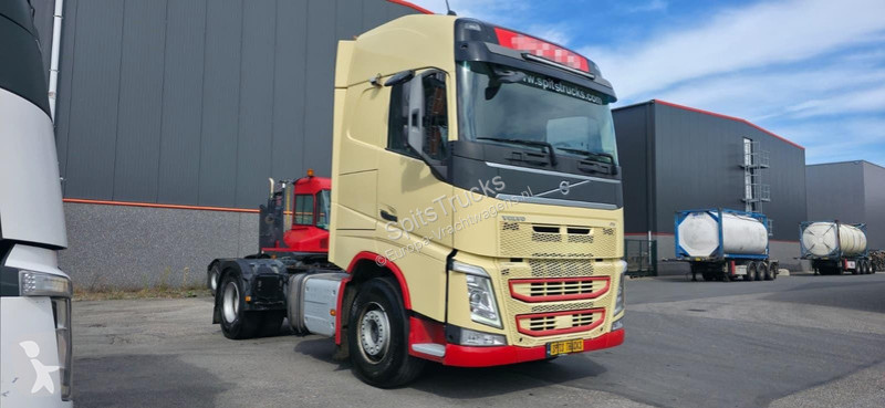 Тягач Volvo 500 Refrigerator + PTO