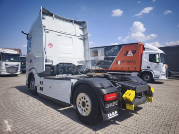 Cabeza tractora DAF