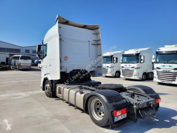 Cabeza tractora DAF