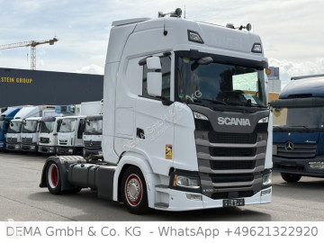 Тягач супровід негабаритних вантажів Scania