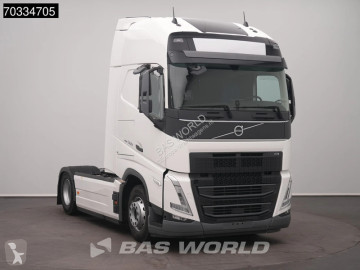 Cabeza tractora Volvo