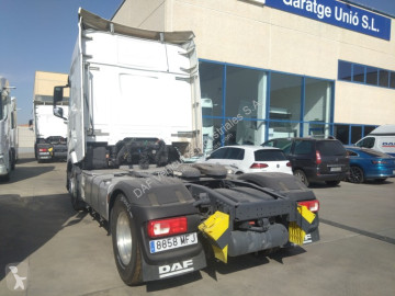 Cabeza tractora DAF