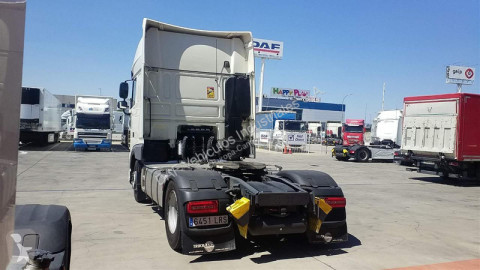 Cabeza tractora DAF