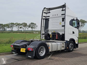 Тягач Iveco S-WAY AS440S48
